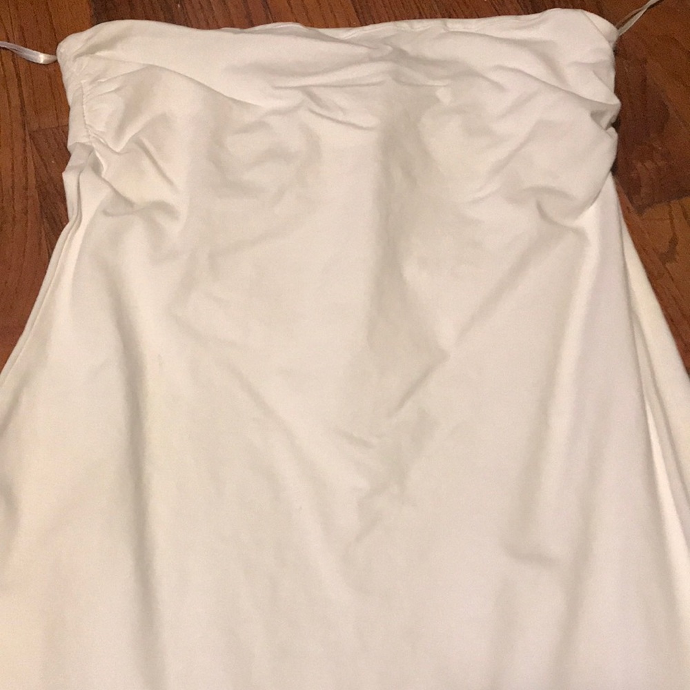 Short white dress